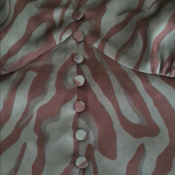 NWT J. CREW DEEP V-NECK BUTTON FRONT TOP - Picture 3 of 11